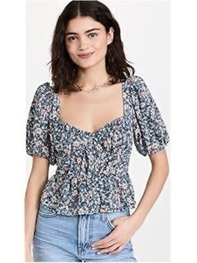 Astr the Label Floral Square-Neck Puff Sleeve Top - Blue & Pink